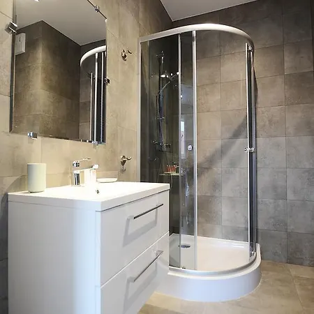 Apartament Kameralny Przy Rybackiej * Колобжег